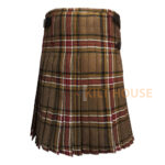 Bonnie Banks Tartan 8 Yard Kilt for Men - Image 2